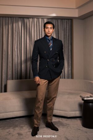 Alternative view of Capsule Wardrobe | Look 11: KIM x RESORT TAN